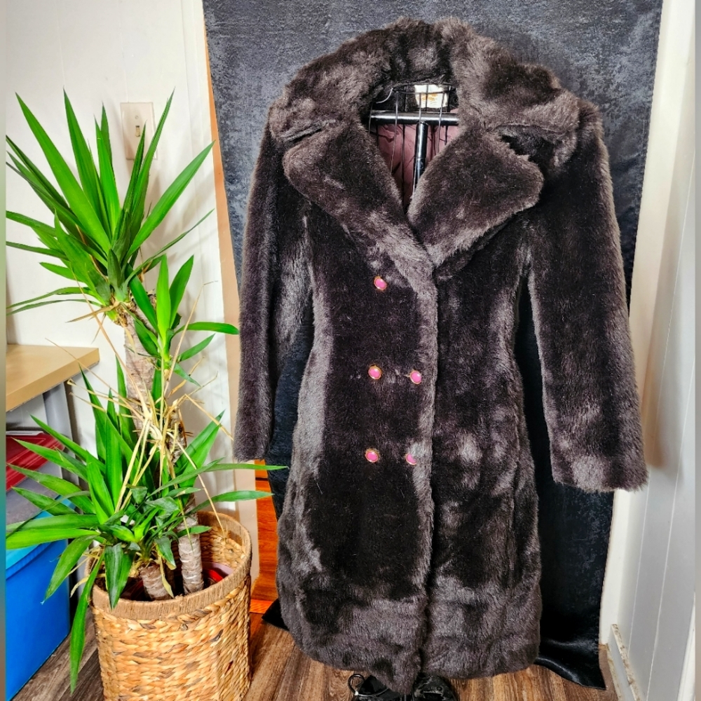 Vintage Finger Hut Long Faux Fur Coat (M)